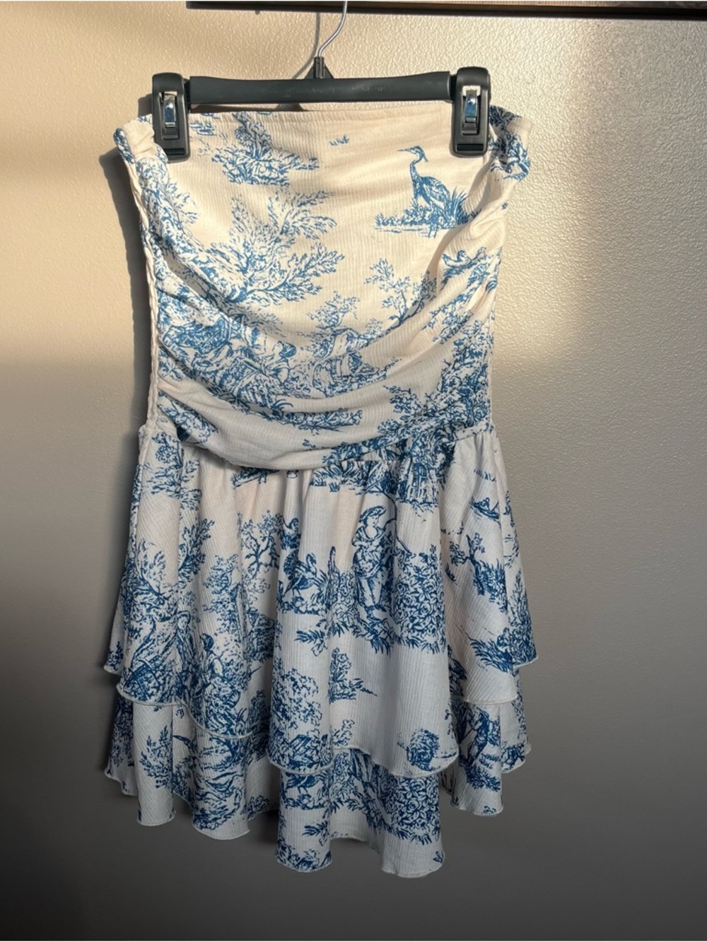 SHEIN Strapless Blue and White Toile Print Mini Dress